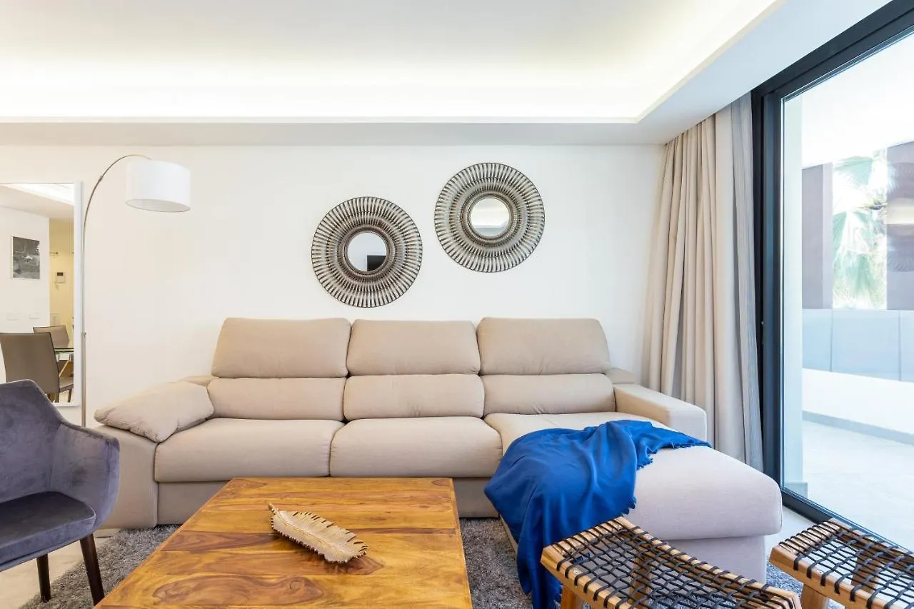 Blue Infinity Luxury Apartment By Ghr Rentals Estepona