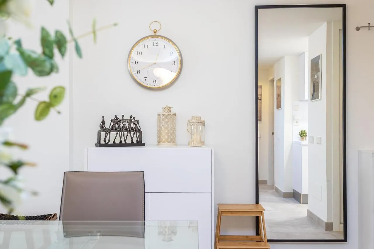Blue Infinity Luxury Apartment By Ghr Rentals Estepona Spain